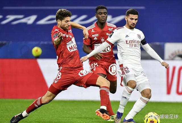 关于里程碑夜！托特纳姆防线松动，法甲国际比赛日刷纪录，气氛紧张，高层口径保持一致的信息