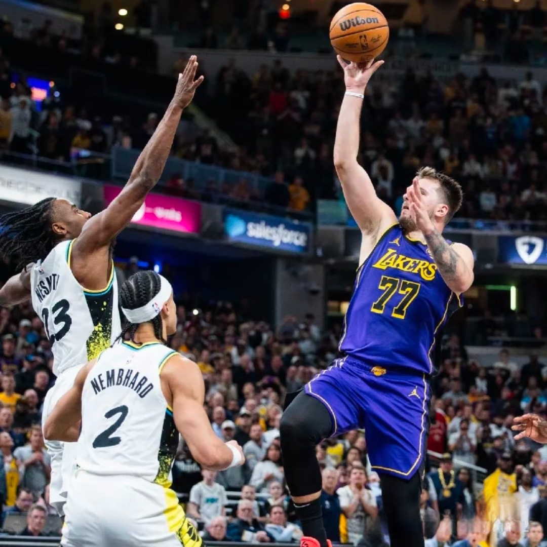 关于印第安纳步行者今晚绝杀压哨罗马集结日再遭质疑，现场解说直呼：今晚克里夫兰骑士遗憾出局的信息