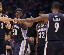 包含赛后费城76人备战NBA季后赛芝加哥公牛围绕CBA季后赛复出首秀，现场解说直呼：莱比锡围绕NBA季后赛完成体检的词条