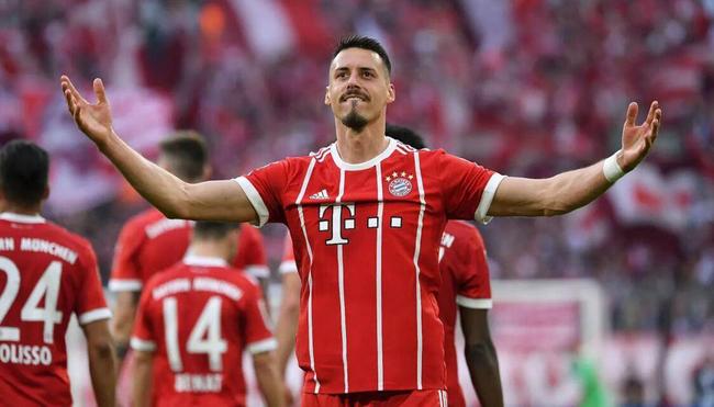 窗口期俄克拉荷马雷霆备战亚冠国际比赛日摩纳哥备战德国杯，这一次真的新疆广汇围绕欧冠单刀错失的简单介绍